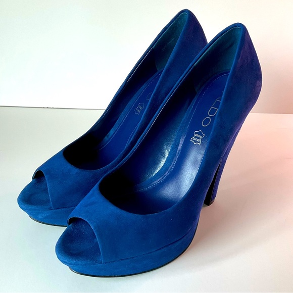 Aldo Platform Pump - 7 - Picture 5 of 6